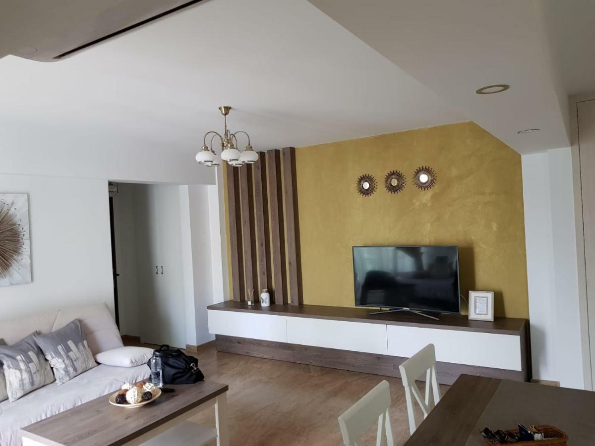 Apartament 2 Camere Ultracentral Римніку-Вилча Екстер'єр фото