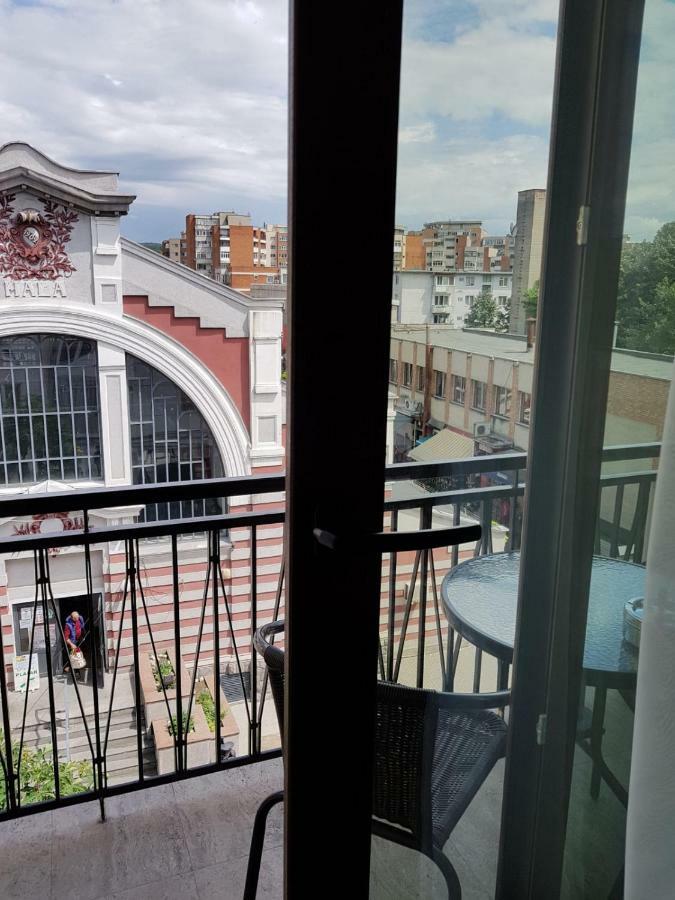 Apartament 2 Camere Ultracentral Римніку-Вилча Екстер'єр фото