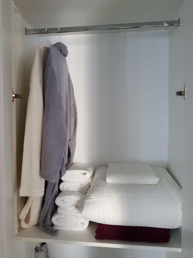 Apartament 2 Camere Ultracentral Римніку-Вилча Екстер'єр фото